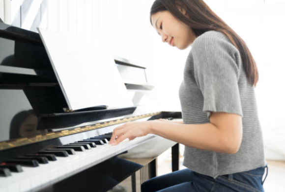 八大行業酒店兼職-鋼琴酒吧 工作條件分享