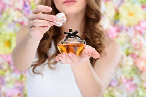 八大行業酒店穿搭-2025年最迷人的香水味❥上班品味時尚