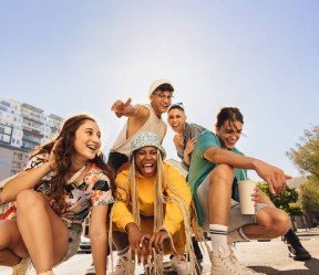 八大行業酒店兼職-八大公關打工潮，Z世代的你，我的世界我做主