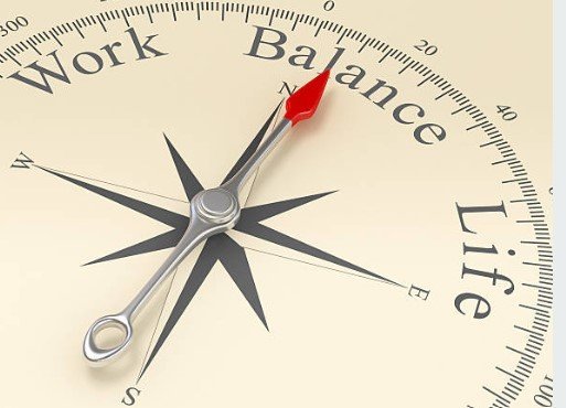 八大行業酒店兼職-報稅季來臨，荷包又要大失血了，八大兼差賺高薪不懼經濟壓力