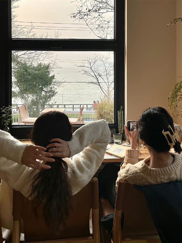 成為酒店小姐需要什麼條件？